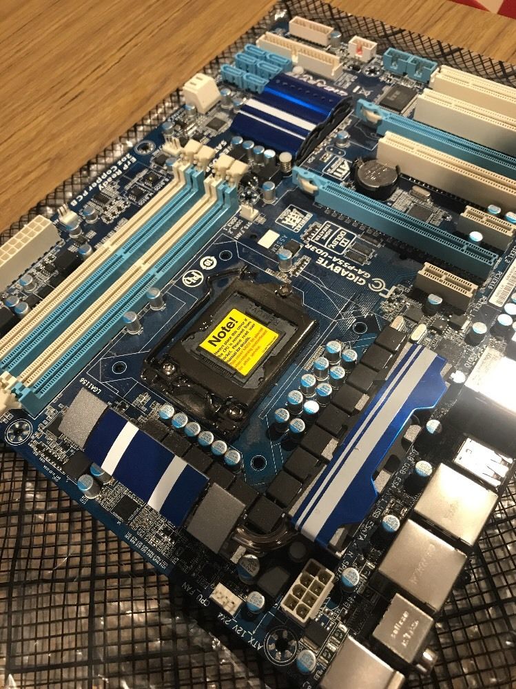 Gigabyte GA-P55A-UD3R LGA1156 Working Main board Motherboard